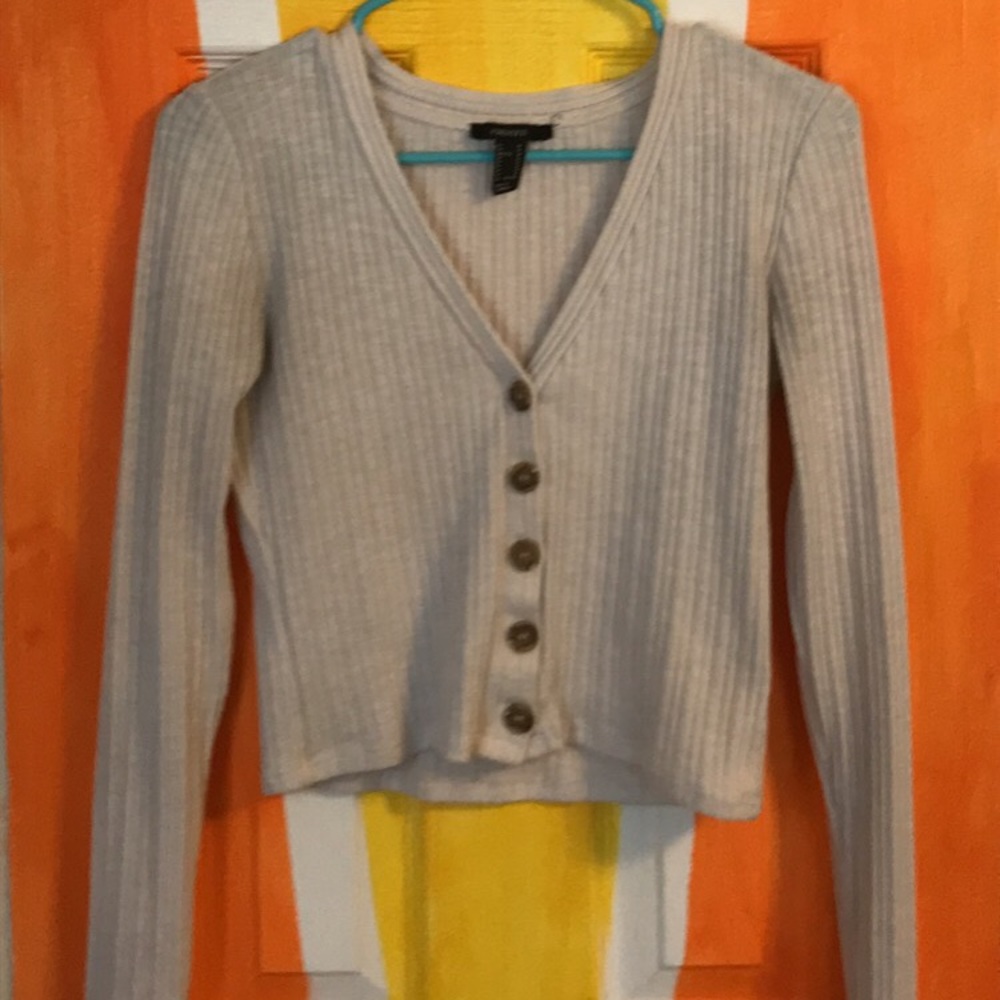 button down long sleeve cardigan top!